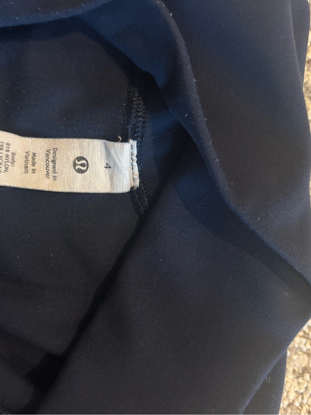 Navy Lululemon Align Leggings